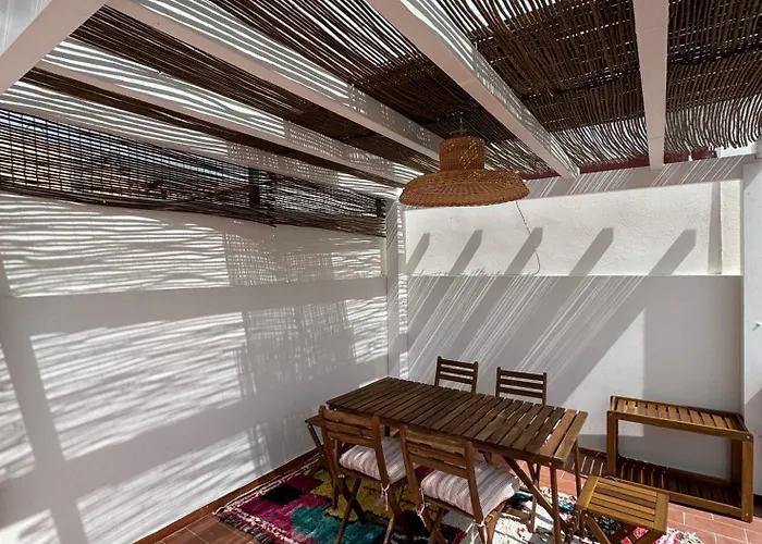 펜션 Casa Tropical - Maison Typique Dans Le Centre Historique D'olhao 오양